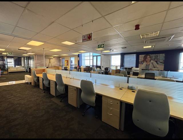 1,429M² OFFICE TO LET IN TYGER VALLEY